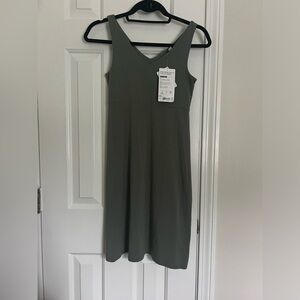 Athleta Santorini V-neck dress